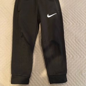 Nike dri fit joggers